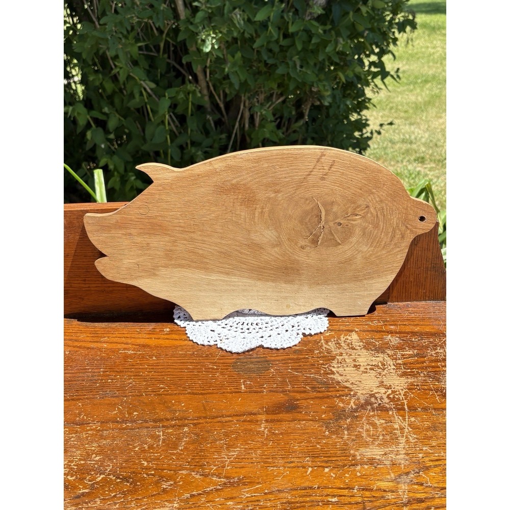 Primitive  Farmhouse 14" Pig Shape Wooden Chopping Cutting Board Rustic Farm